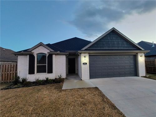 931 Lakeview Dr, Centerton, AR, 72719-7057 | Card Image
