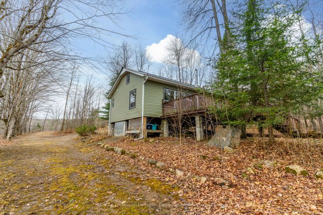 1071 Crabbe Lane, House other with 2 bedrooms, 1 bathrooms and 8 parking in Haliburton ON | Image 36