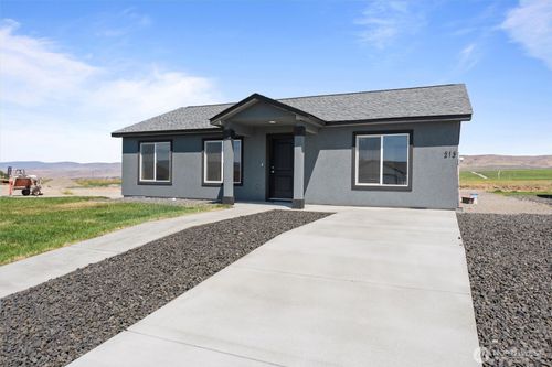 205 Rattray Drive, Mattawa, WA, 99349 | Card Image