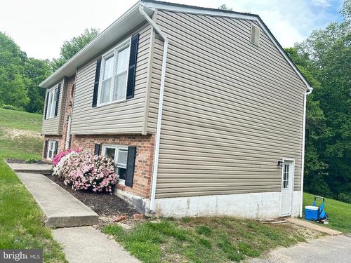 9124 Croom Rd, UPPER MARLBORO, MD, 20772-7815 | Card Image