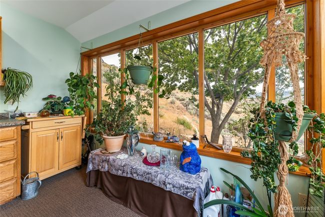 916 No See Um Rd, House other with 3 bedrooms, 3 bathrooms and 2 parking in Chelan WA | Image 15