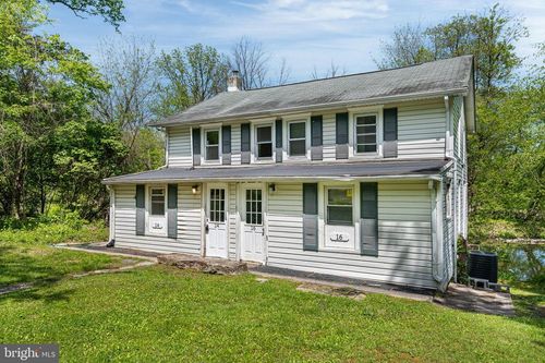 16 White Clay Dr, NEWARK, DE, 19711-2264 | Card Image