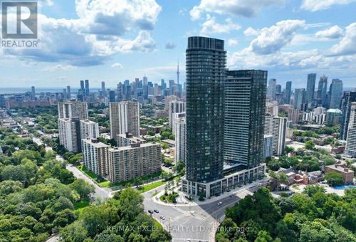 1720-585 Bloor St E, Toronto, ON, M4W0B3 | Card Image