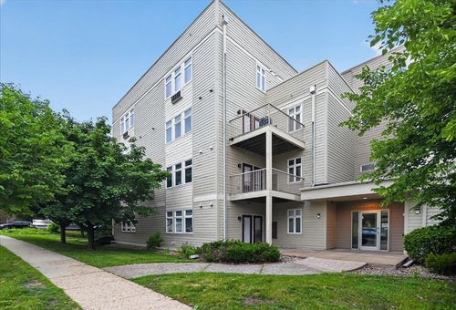 204-8206 Starr Grass Drive, Madison, WI, 53711-5472 | Card Image