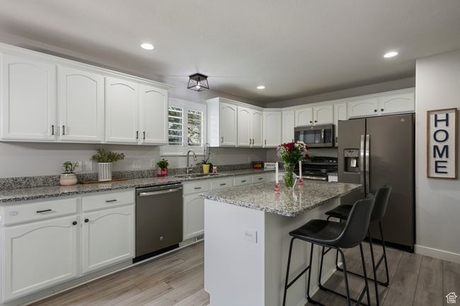 2026 E Ficus Way, House other with 5 bedrooms, 3 bathrooms and 2 parking in Eagle Mountain UT | Image 7