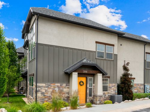 286 E Sandy Sage Way, Sandy, UT, 84070-1344 | Card Image