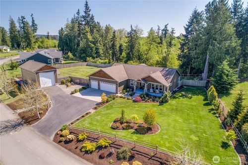 38603 Benchmark Ave Ne, Hansville, WA, 98340-2001 | Card Image