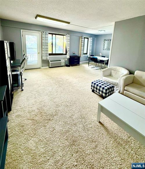 307 Prospect Ave, Hackensack, NJ, 07601-2514 | Card Image