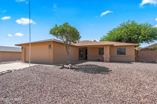 8280 E Calle Playa, Tucson, AZ, 85715 | Card Image