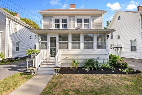 17 North Park, Auburn, NY, 13021-1922 | Card Image