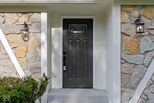 11830 N Gray Rd, Carmel, IN, 46033-9704 | Card Image