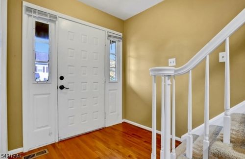 apt-e-2 Cory Rd, Morristown, NJ, 07960-3110 | Card Image