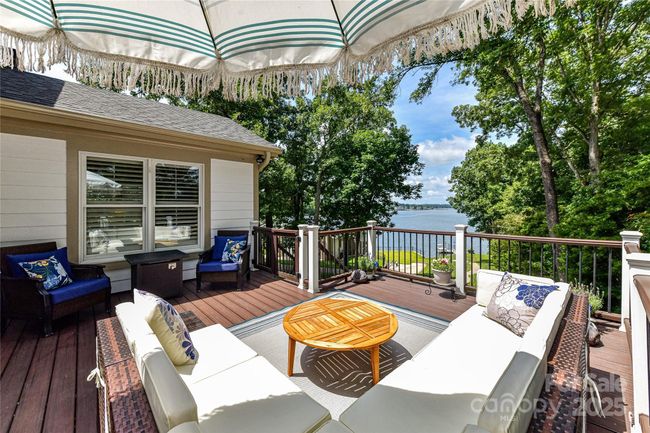 7010 Coventry Ct, House other with 4 bedrooms, 4 bathrooms and null parking in Tega Cay SC | Image 9
