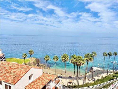 36 Camino De Flores, Avalon, CA, 90704-2822 | Card Image