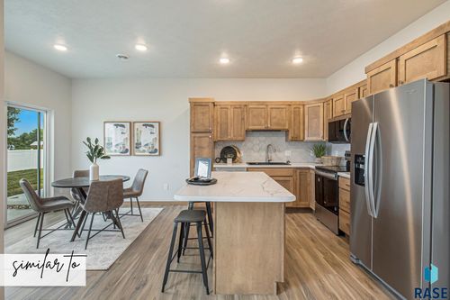 5702 E Avett Pl, Sioux Falls, SD, 57108-3485 | Card Image