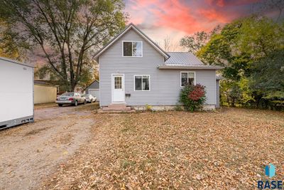 108 Ladelle Ave, House other with 5 bedrooms, 1 bathrooms and null parking in Dell Rapids SD | Image 2