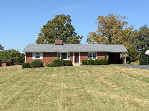 47 Gish Ln, STAUNTON, VA, 24401-9364 | Card Image