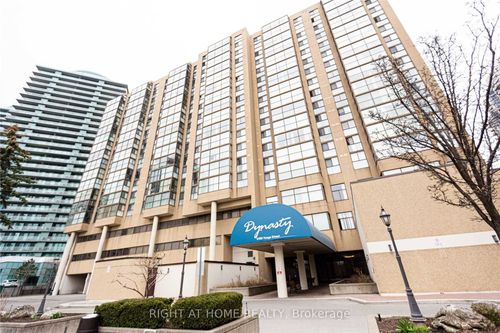 811-5460 Yonge St, North York, ON, M2N6K7 | Card Image