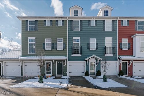 26 Grandview Dr, Rocky River, OH, 44116-2376 | Card Image