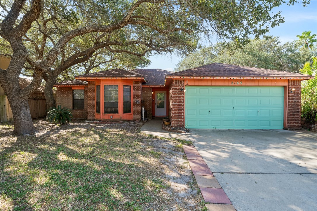 Timberleaf Cir, Ingleside, TX 78362