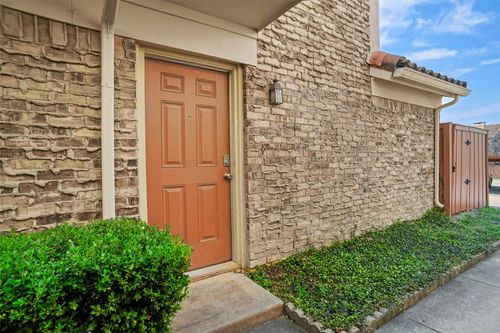 1-4254 Madera Rd, Irving, TX, 75038-5564 | Card Image