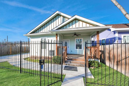 3703 Lila St, Houston, TX, 77026-5717 | Card Image