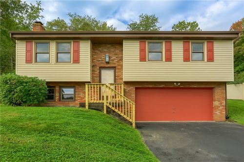 8289 E East Van Buren, McCandless, PA, 15237 | Card Image