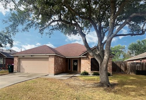 2822 Quebec Dr, Corpus Christi, TX, 78414-4001 | Card Image