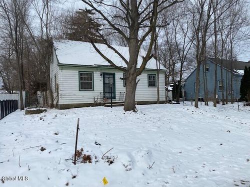 40 Killean Park, Colonie, NY, 12205 | Card Image