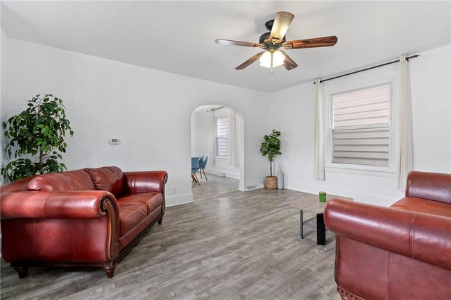 912 Holland St, House other with 3 bedrooms, 2 bathrooms and 4 parking in Vandergrift PA | Image 4