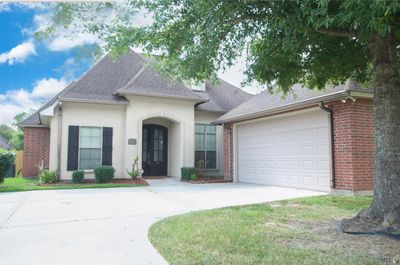 4265 Wilderness Run Dr, House other with 3 bedrooms, 2 bathrooms and null parking in Zachary LA | Image 1