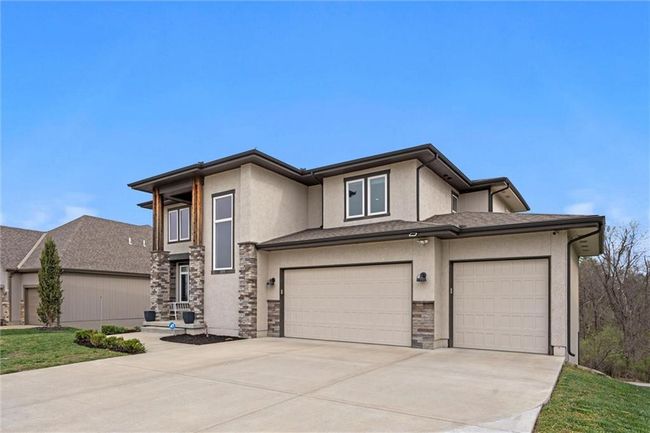 7295 Nw Forest Lakes Dr, House other with 5 bedrooms, 5 bathrooms and null parking in Parkville MO | Image 4