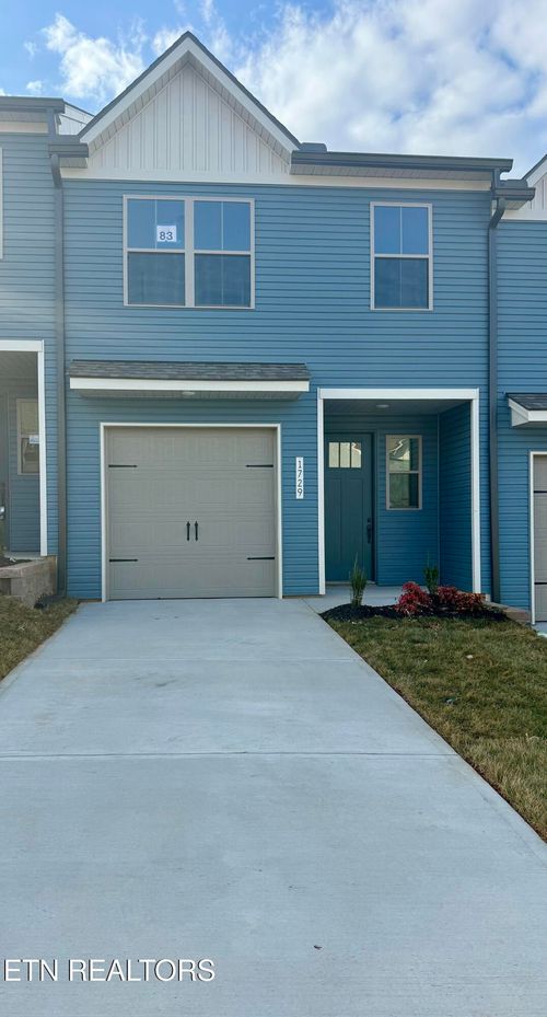 1729 Bennett Village Dr, Maryville, TN, 37804-2100 | Card Image
