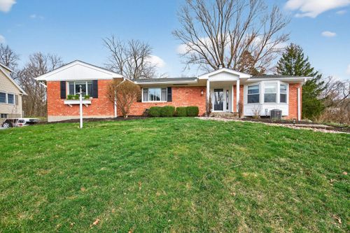 8674 Hollyhock Dr, Cincinnati, OH, 45231-5012 | Card Image