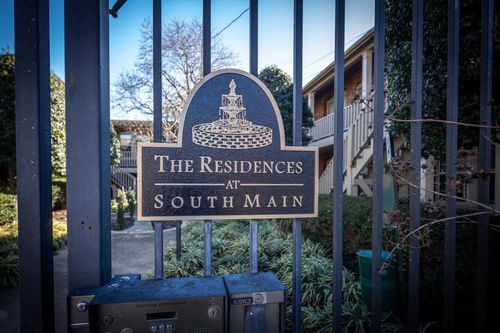 203-384 Mulberry St, Memphis, TN, 38103-4227 | Card Image