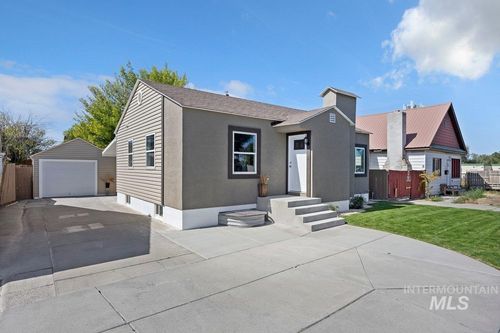 235 Washington St N, Twin Falls, ID, 83301-5032 | Card Image