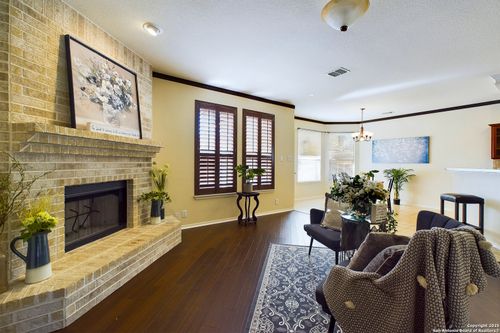 117 Boeing Cor, Cibolo, TX, 78108-4279 | Card Image