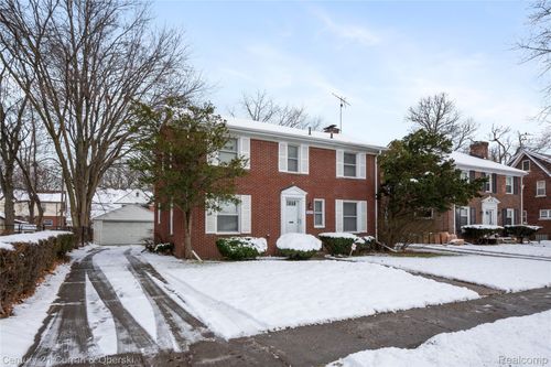 9259 W Outer Dr, Detroit, MI, 48219-4059 | Card Image