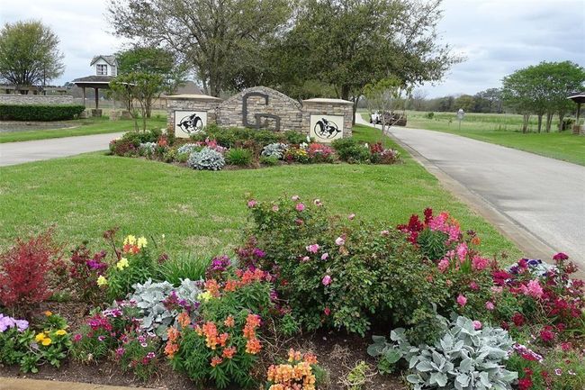 21710 Chenango Lake Dr, Home with 0 bedrooms, 0 bathrooms and null parking in Angleton TX | Image 6
