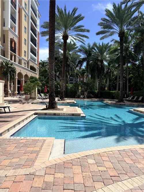 2121-17150 N Bay Rd, Sunny Isles Beach, FL, 33160-3424 | Card Image