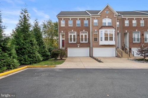 6498 Waterfield Rd, ALEXANDRIA, VA, 22315-5874 | Card Image