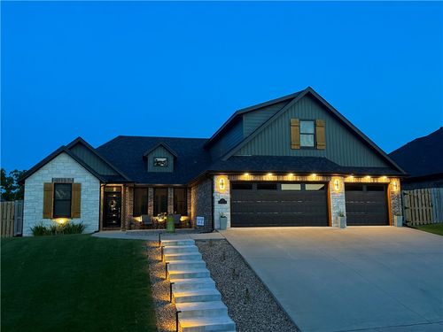 1810 Ne Chaucer St, Bentonville, AR, 72712-4497 | Card Image