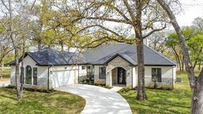 Colonial Dr, Mabank, TX 75156