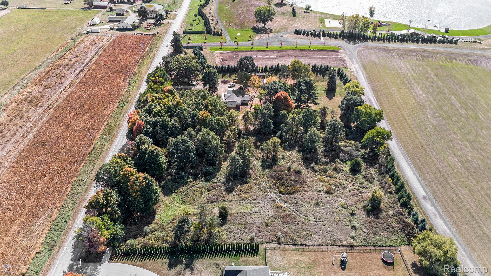 Land in Washington Township 5