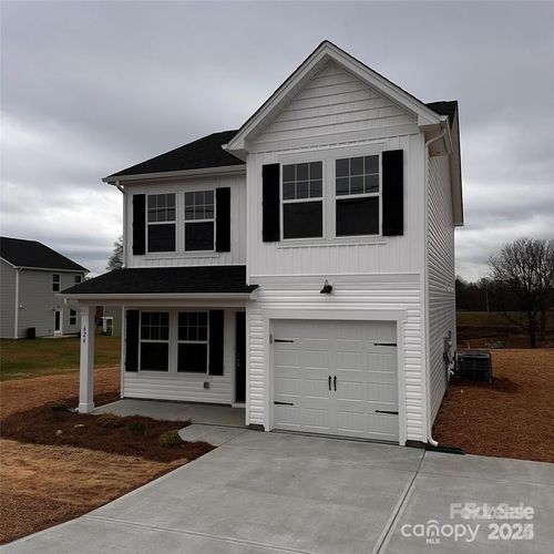 803 Jost St, Statesville, NC, 28677-6832 | Card Image
