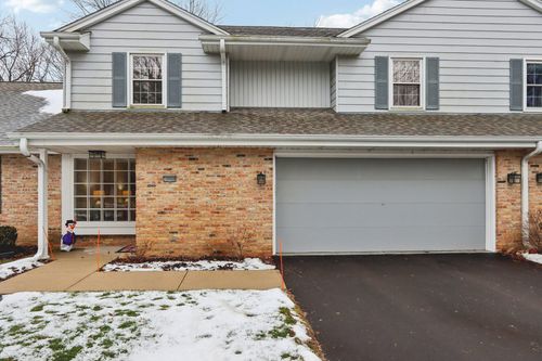 18985 Wilderness Ct, Brookfield, WI, 53045-3345 | Card Image