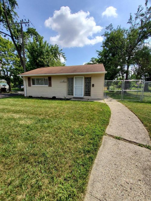 11758 Hartwell St, Detroit, MI, 48227-3455 | Card Image