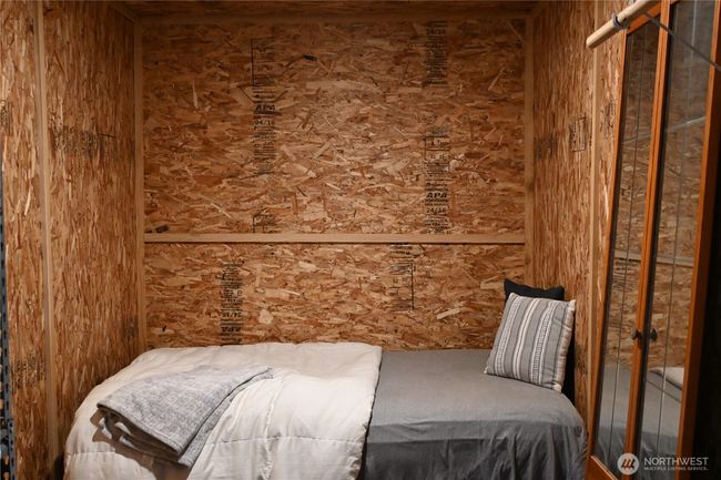 Conex currently setup w/half dry apt/bunkroom, other half is storage | Image 36
