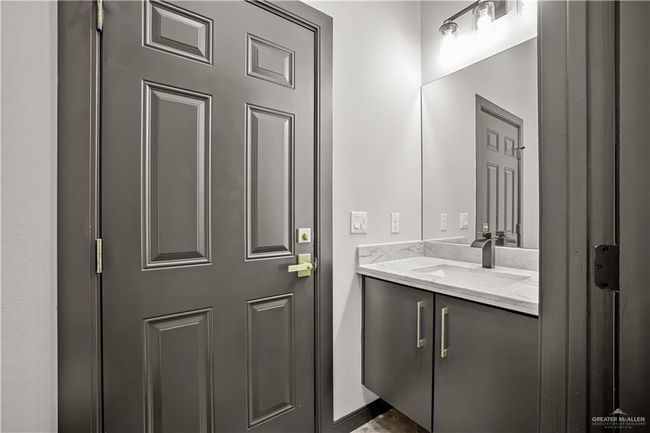 1209 Rhett Dr, House other with 3 bedrooms, 4 bathrooms and 2 parking in Pharr TX | Image 17