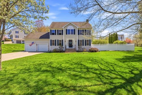 1 Tallowood Ln, Amesbury, MA, 01913-2194 | Card Image